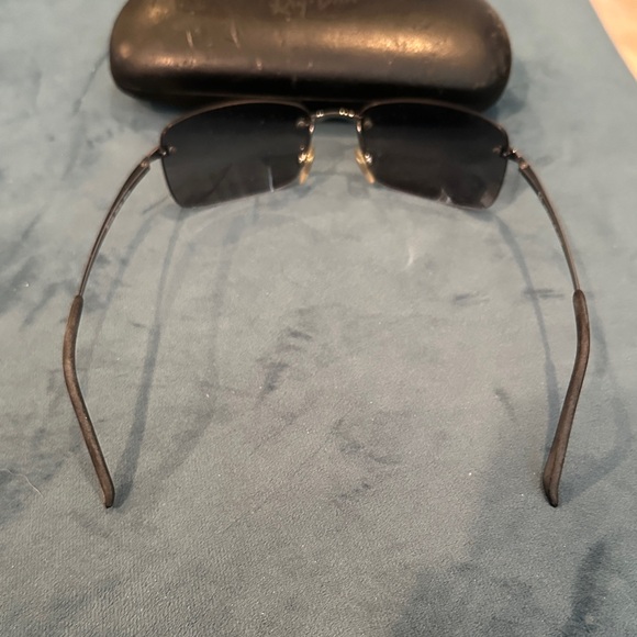 Ray-Ban Black Sunglasses - Picture 3 of 9